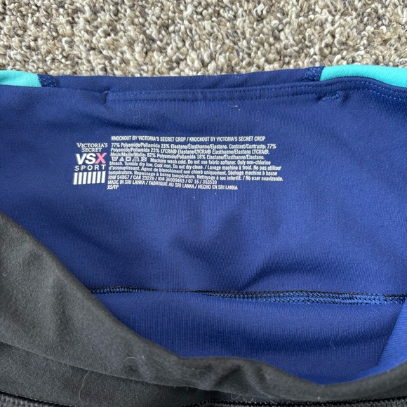 VSX Sport Crops - Picture 3 of 3